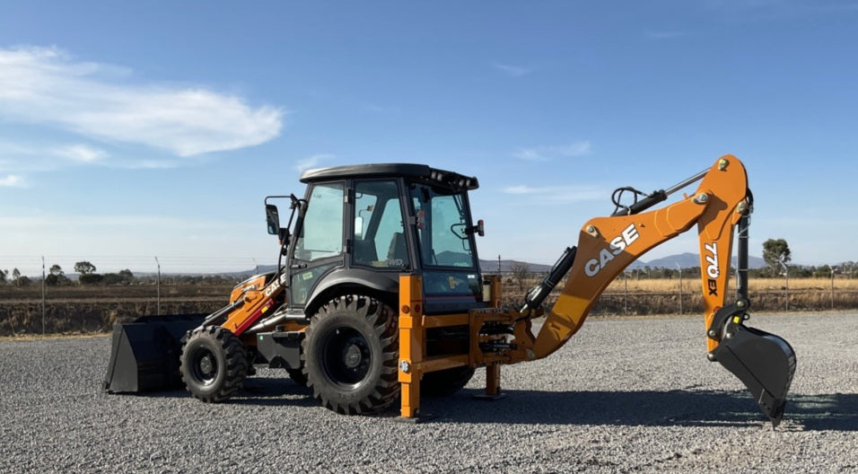 Retroexcavadora CASE 770EX